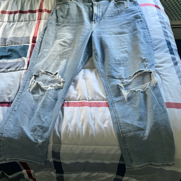 AE slightly used ladies stretch jeans size 14S from  a smoke-free home - Picture 1 of 8
